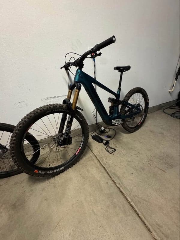 2025 Santa Cruz Bullit CC X0 Reserve
